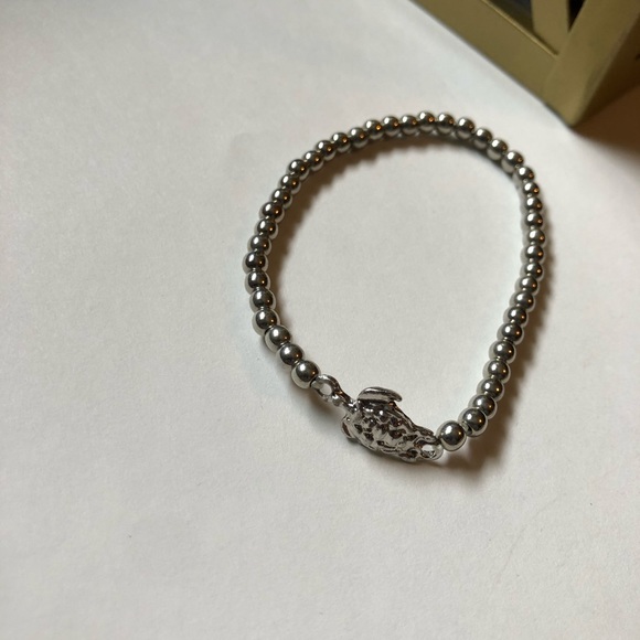 ❗️3/$7 Set of four elastic beaded bracelets - Picture 3 of 6